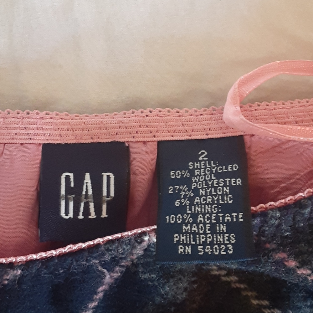 Skirt - Picture 2 of 2